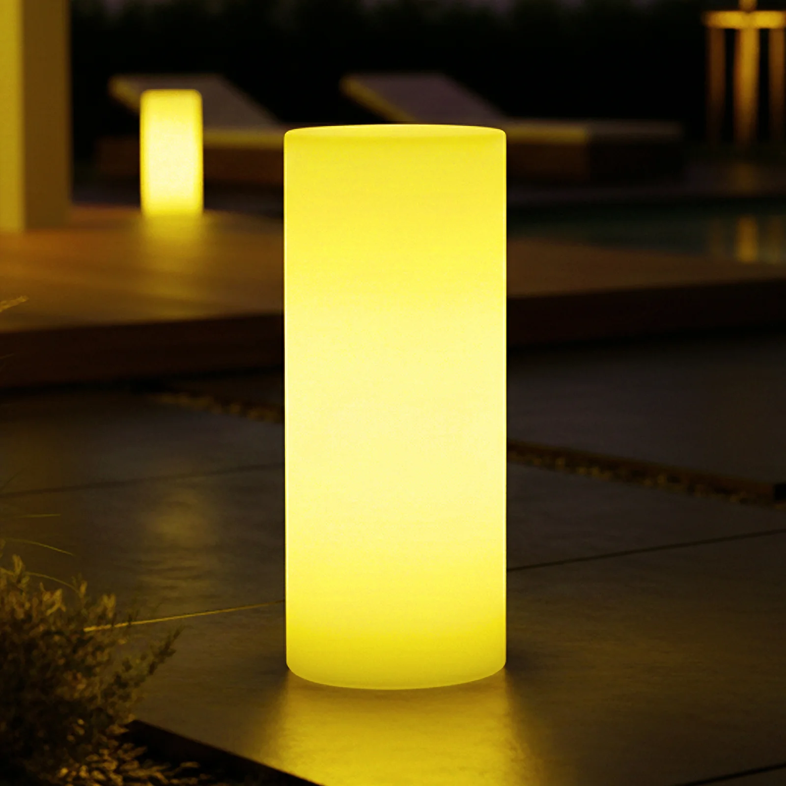 16-Colour LED Bollard Light – Weatherproof Outdoor Mood Lamp - Image 4