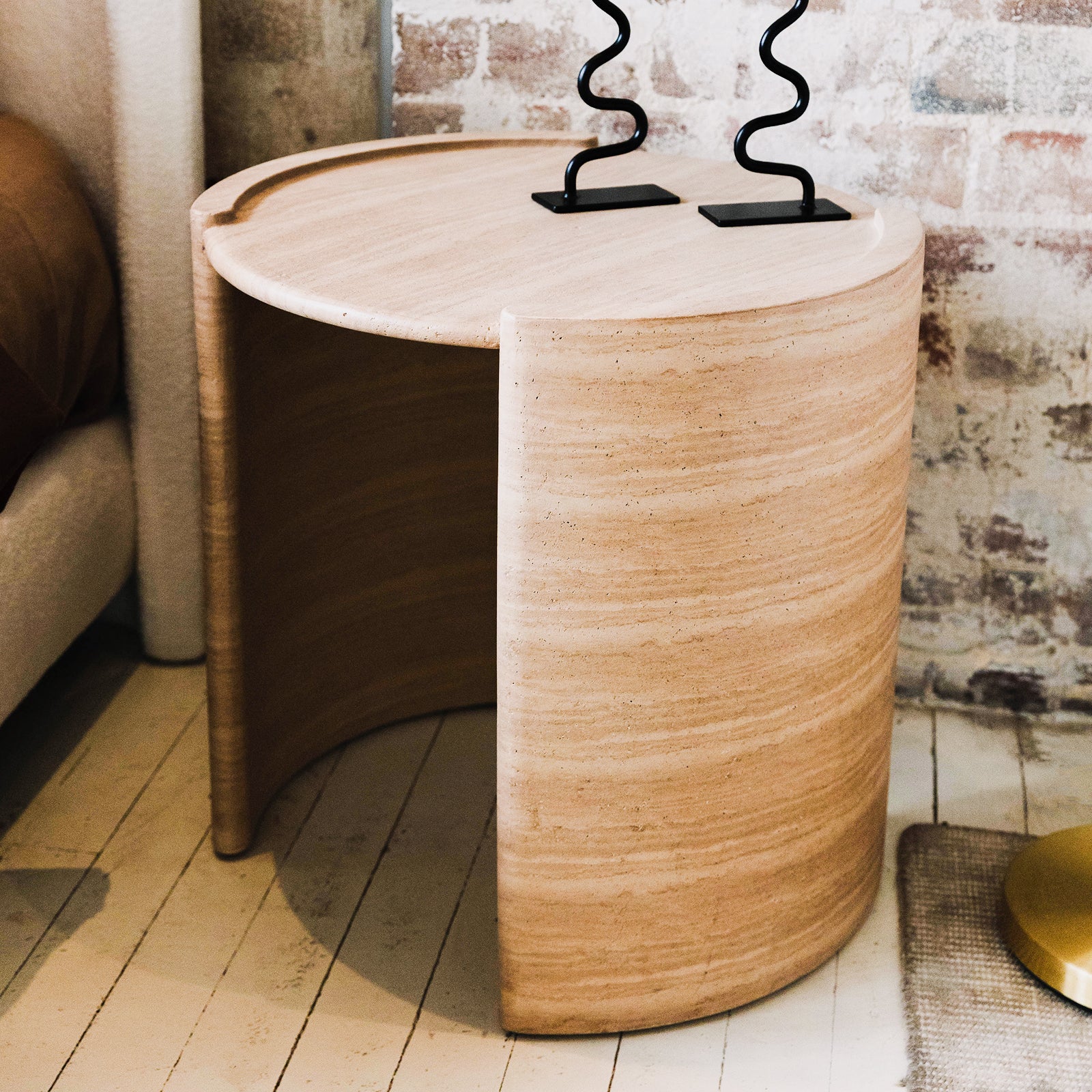 Behnaz 56cm Round Indoor & Outdoor Concrete Table in Beige - Image 2