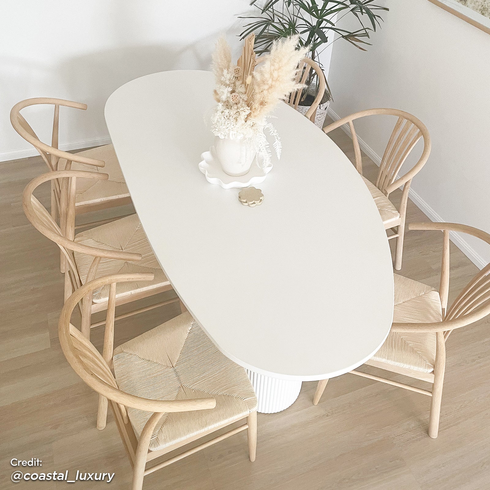 Belmar 200cm Curved Outdoor Concrete Dining Table in White - Image 7