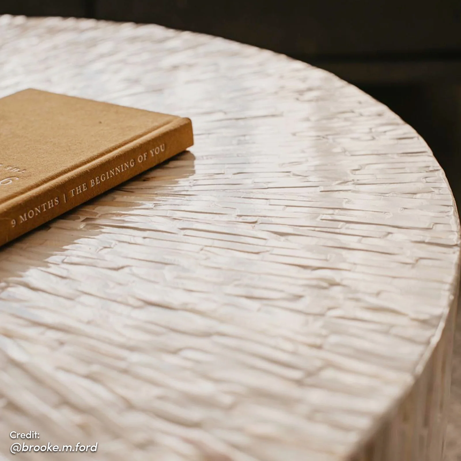 Bisera 91cm Mother of Pearl Inlay Coffee Table in Cream - Image 8