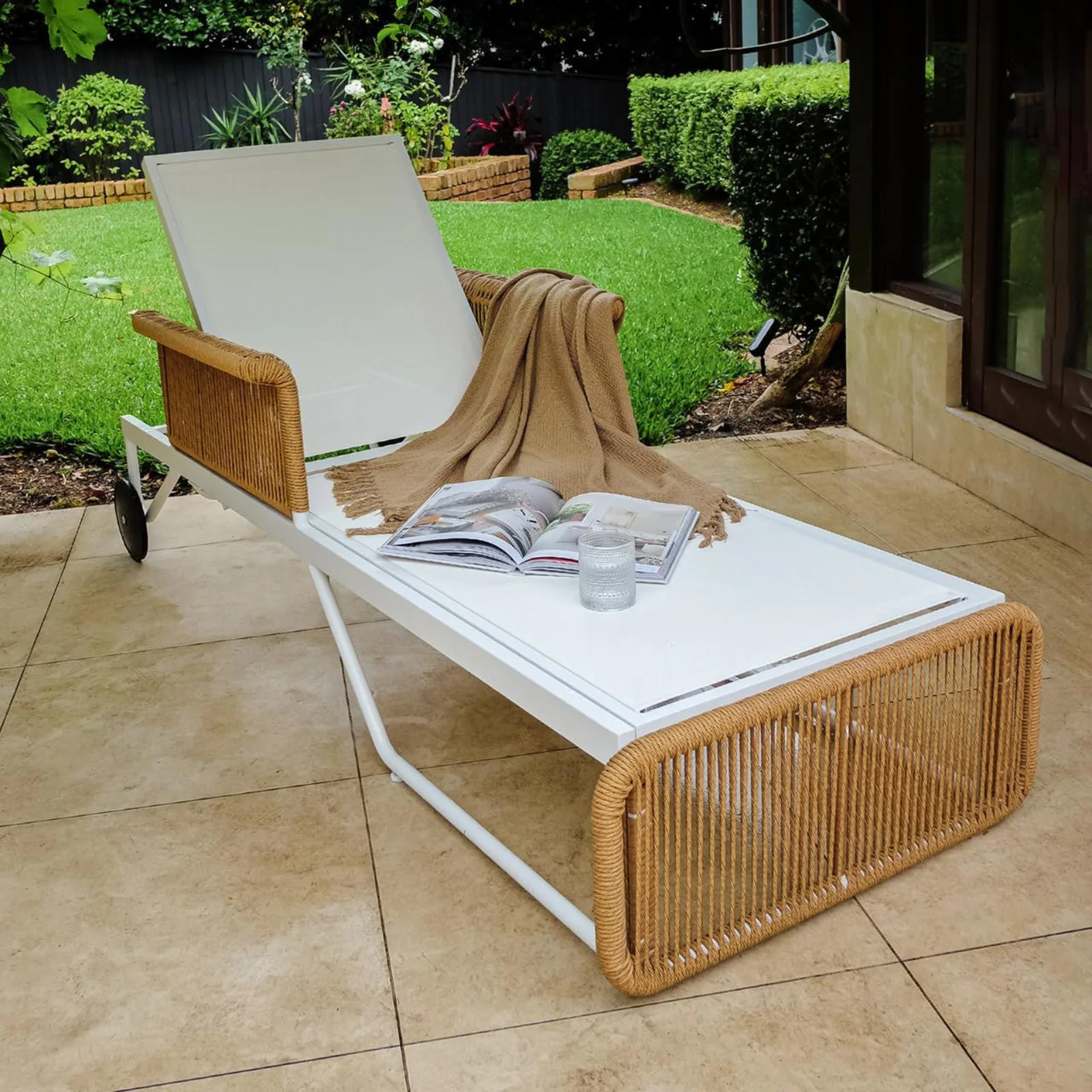 Boonoo Premium Rattan Outdoor Sun Lounger in Cream White - Image 4