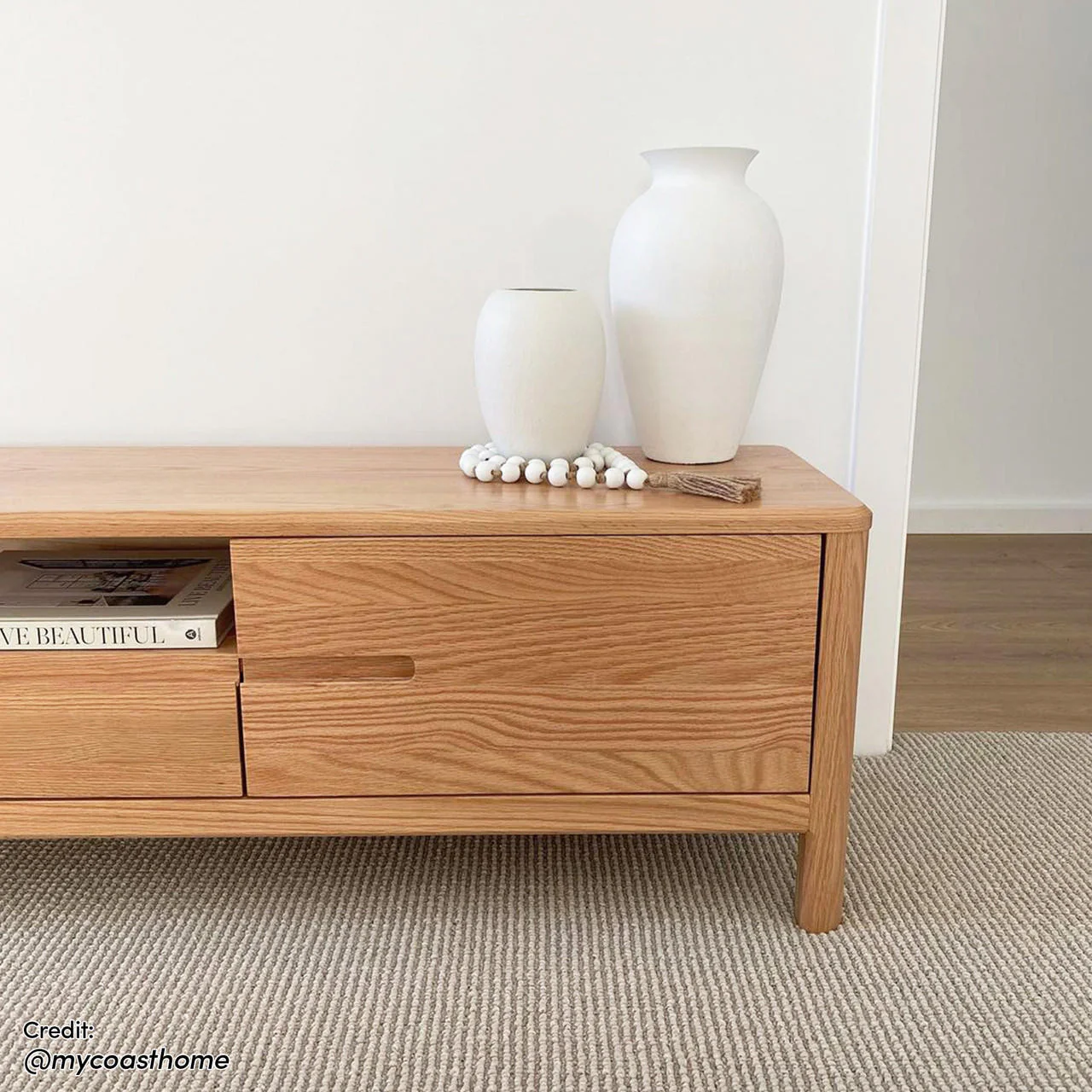 Daphne 200cm Hardwood American Oak TV Unit in Natural - Image 9