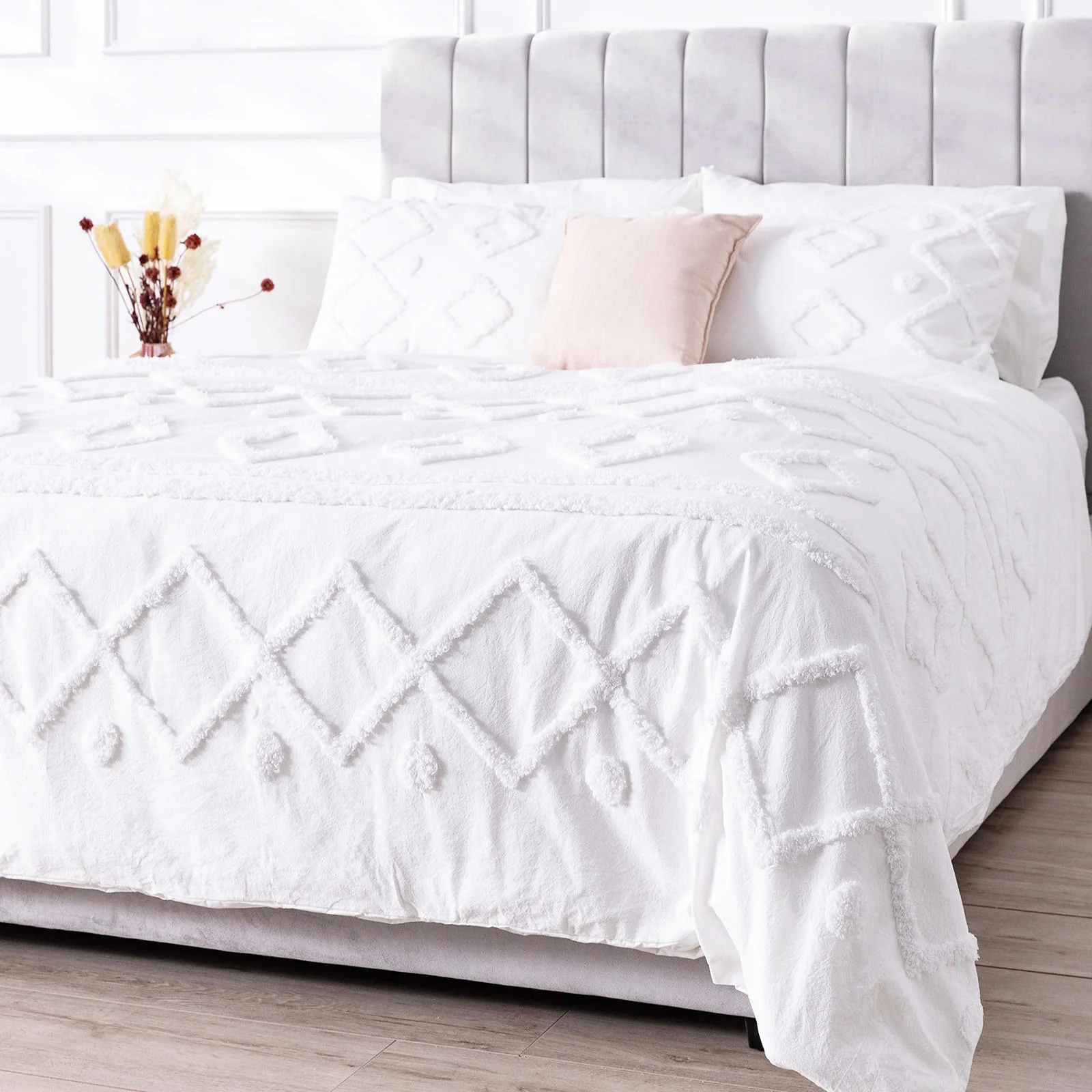 Davina 6pc Cotton Chenille Quilt Cover Set in White Double