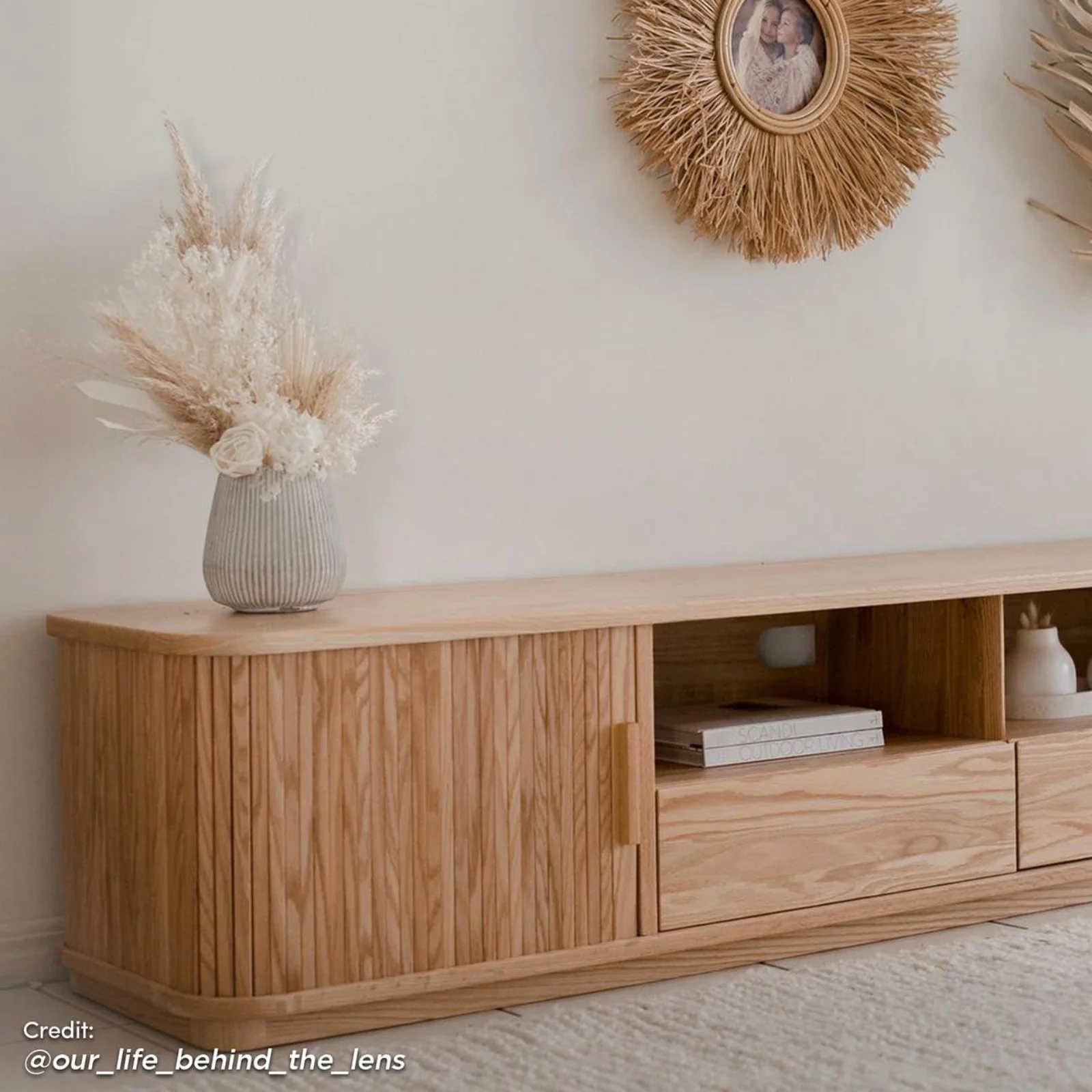 Eddie 200cm Amercian Oak TV Unit with Storage - Image 4