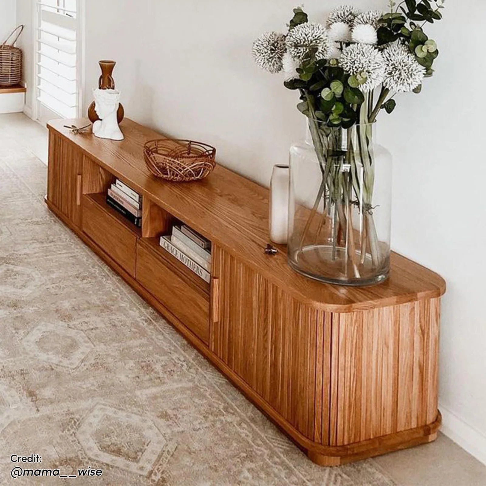Eddie 200cm Amercian Oak TV Unit with Storage - Image 6