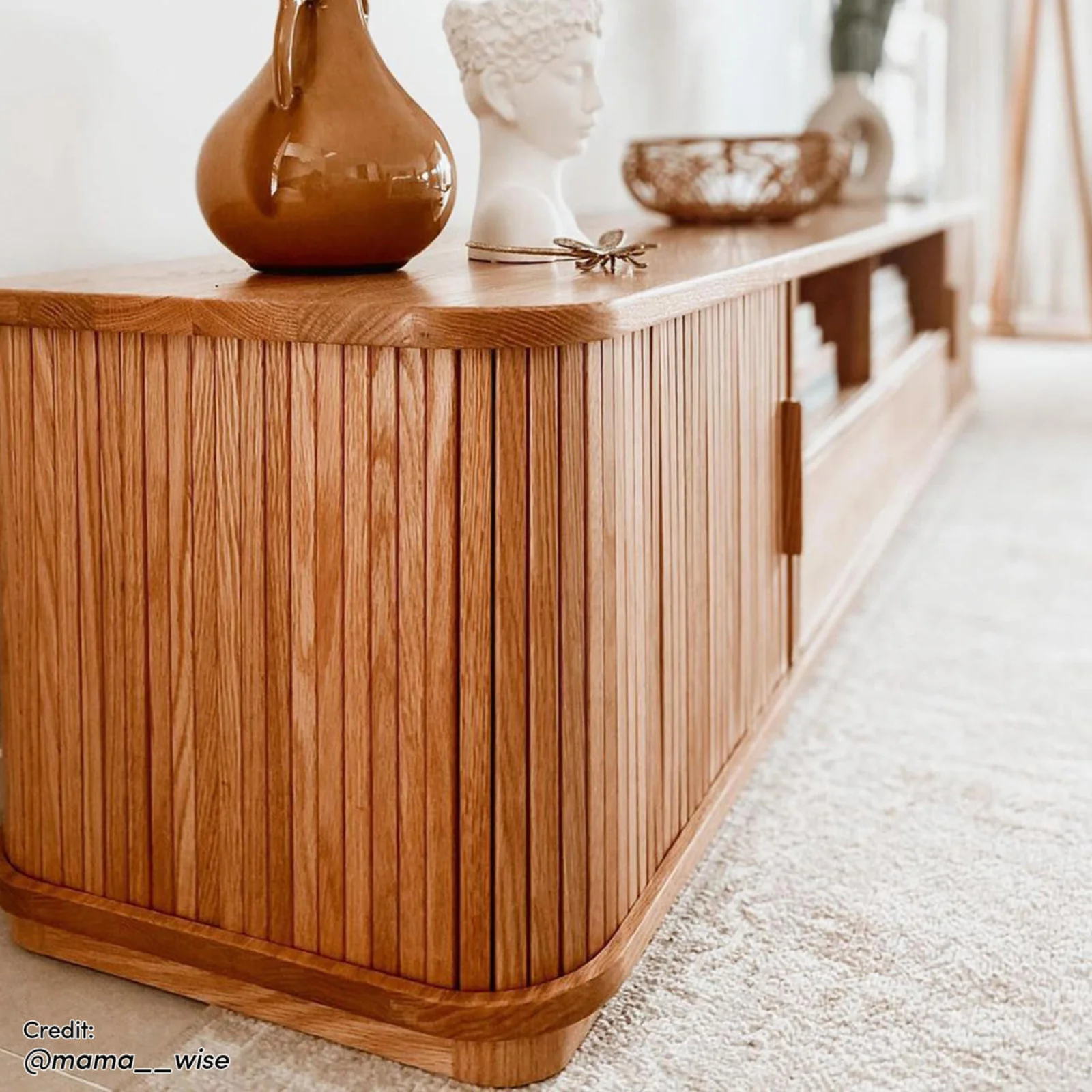 Eddie 200cm Amercian Oak TV Unit with Storage - Image 7