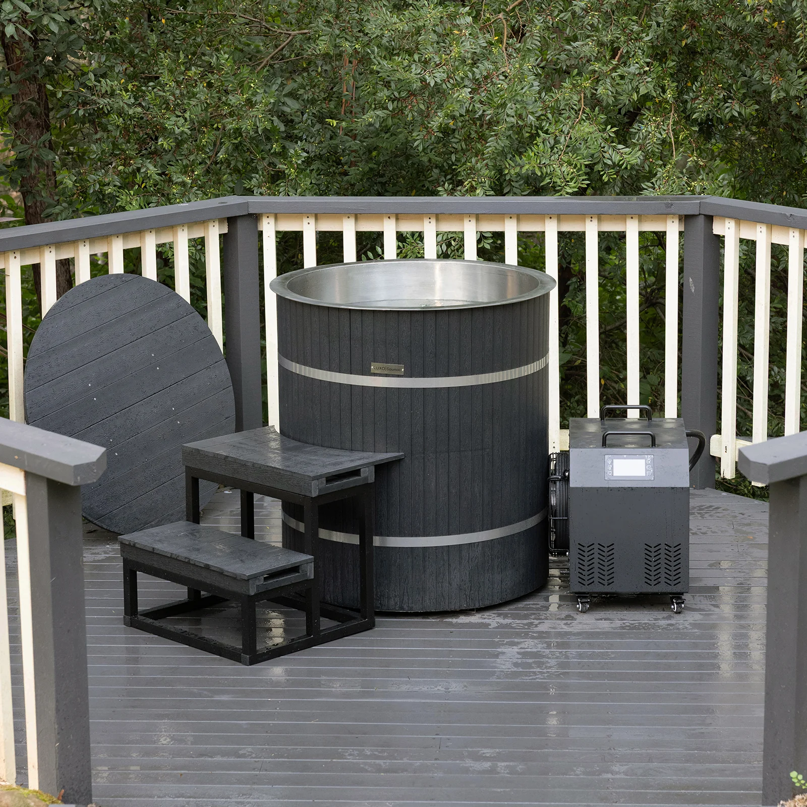 Noni 1-Person Outdoor Ice Bath with 1HP Chiller in Black - Image 3