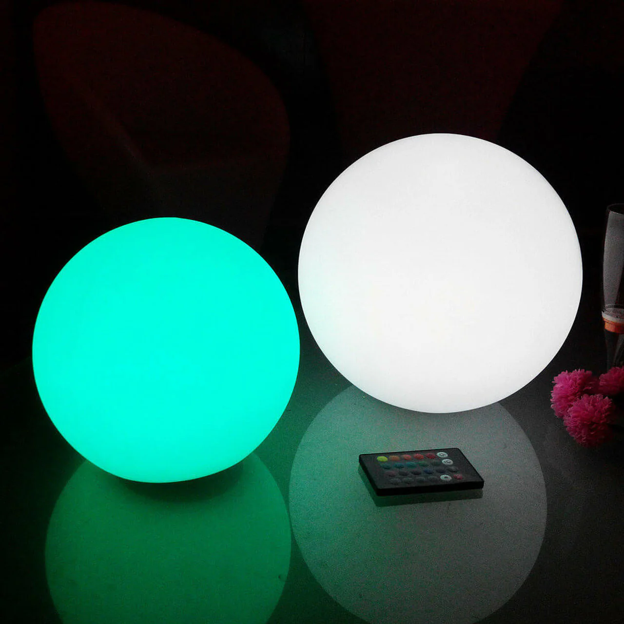 Sphero 20cm Floating Waterproof Outdoor LED Ball Lights - Image 11