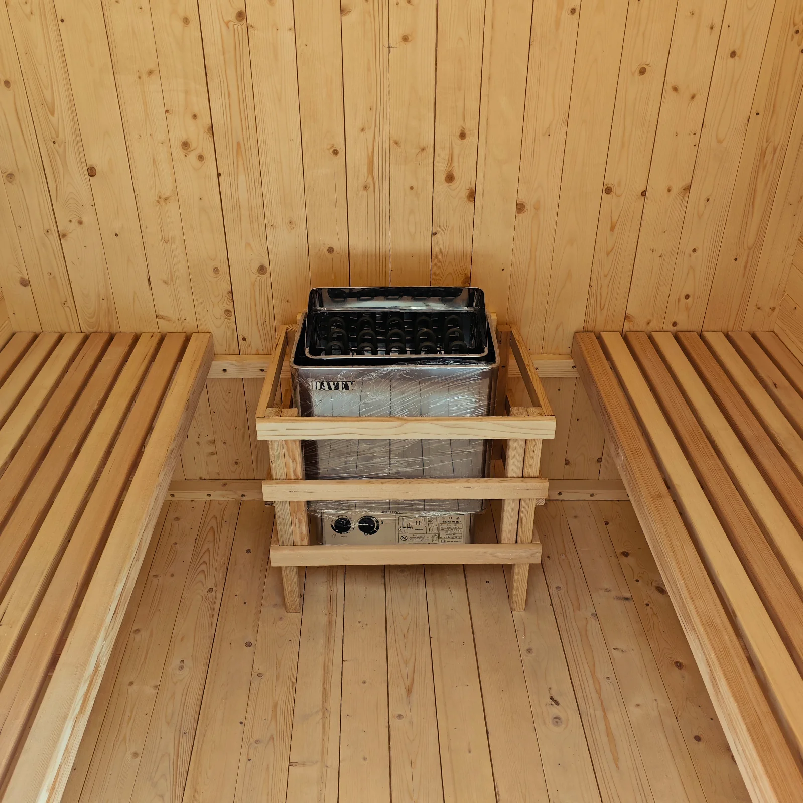 Tarni 4 Person Traditional Finnish Outdoor Sauna - Image 13