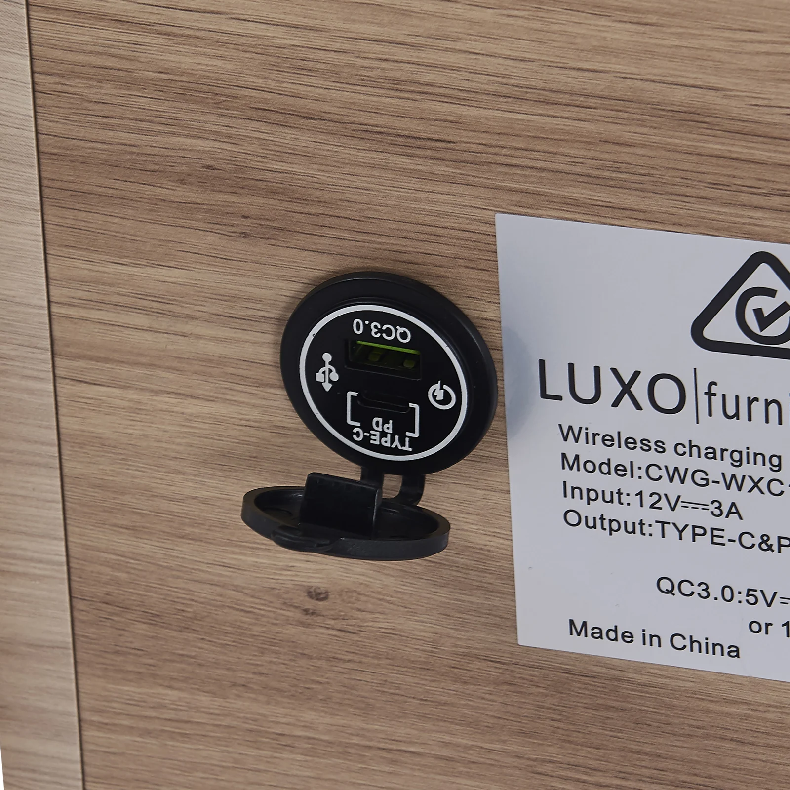 Zayn Smart Bedside with Wireless Charger in White & Natural - Image 12